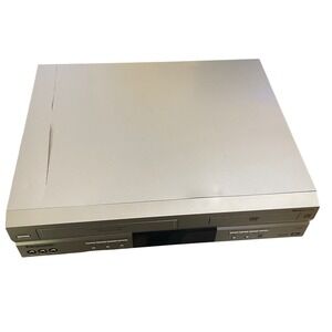 Panasonic PV-D4733S DVD VCR Combo Player Omnivision 4 Head Hi-Fi Stereo Silver